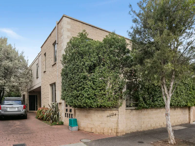 Four Unit Block On 488m2