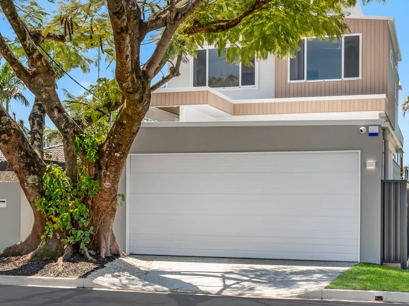 Coastal paradise an abundance of space, comfort and versatility