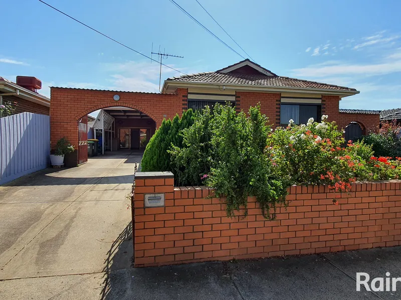 Great Location, Spacious Property!