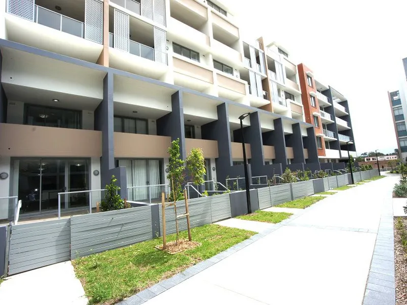 OVERSIZED AS NEW ONE BEDROOM + STUDY with CAR SPACE & STORAGE