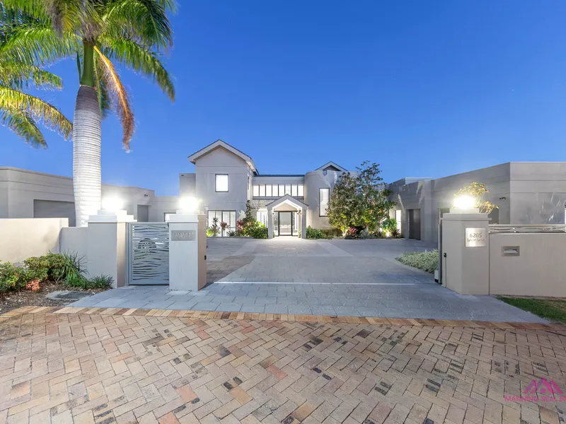 Privacy & Perfection on 1800m2 Land