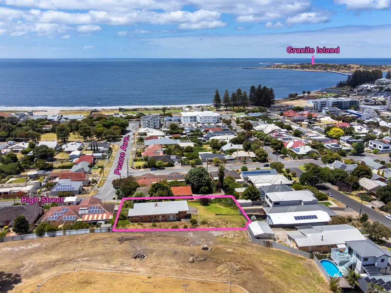 SUBSTANTIAL ALLOTMENT WITH PANORAMIC OCEAN VIEWS