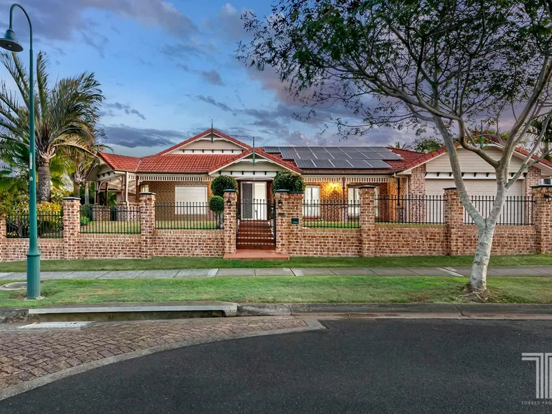 Beautifully Renovated Home on a Superb Corner Block