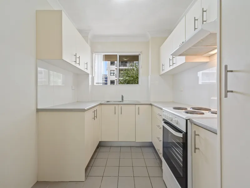 Well Presented Two Bedroom Unit in Parramatta CBD