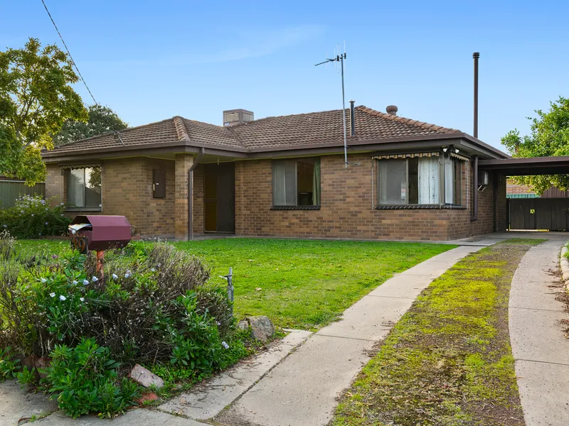 Delightful Brick Home in the Heart of Benalla