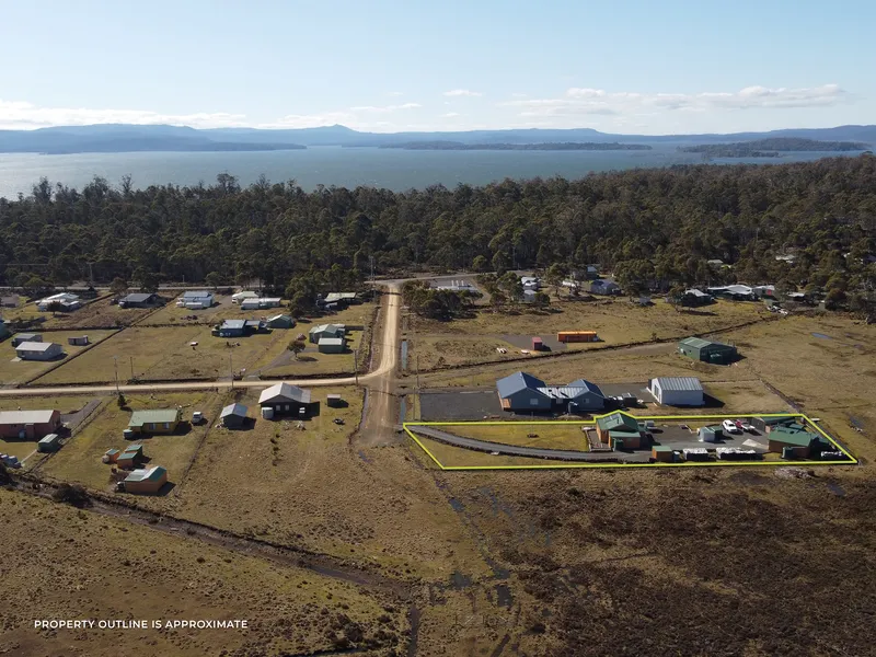 A fisherman's paradise - fully furnished!