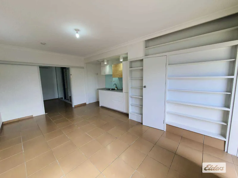 Large Studio Apartment With Mountain Views