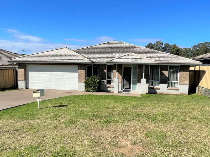FANTASTIC HOME COMPLETE WITH FRESH PAINT & FLOOR COVERINGS