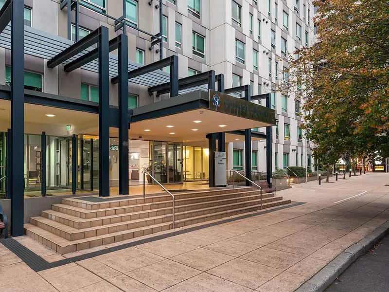 Affordable One bedroom with car park.