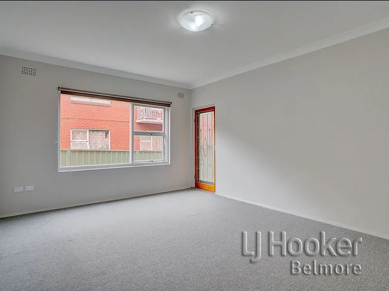 Spacious and Secure 2 Bedroom Unit