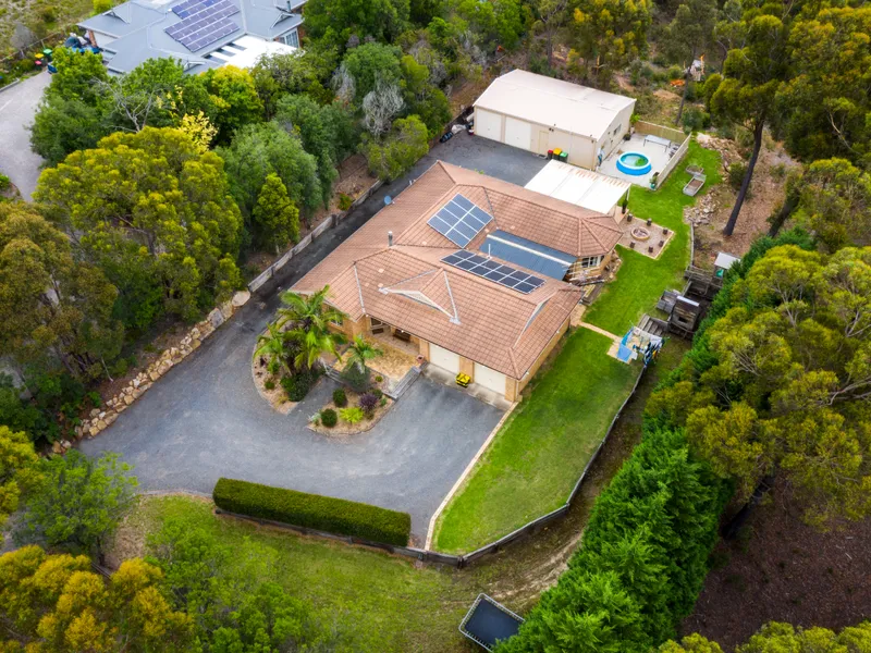 Spacious Family Home on an Acre!