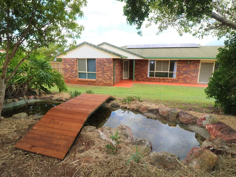 FAMILY HOME WITH POOL