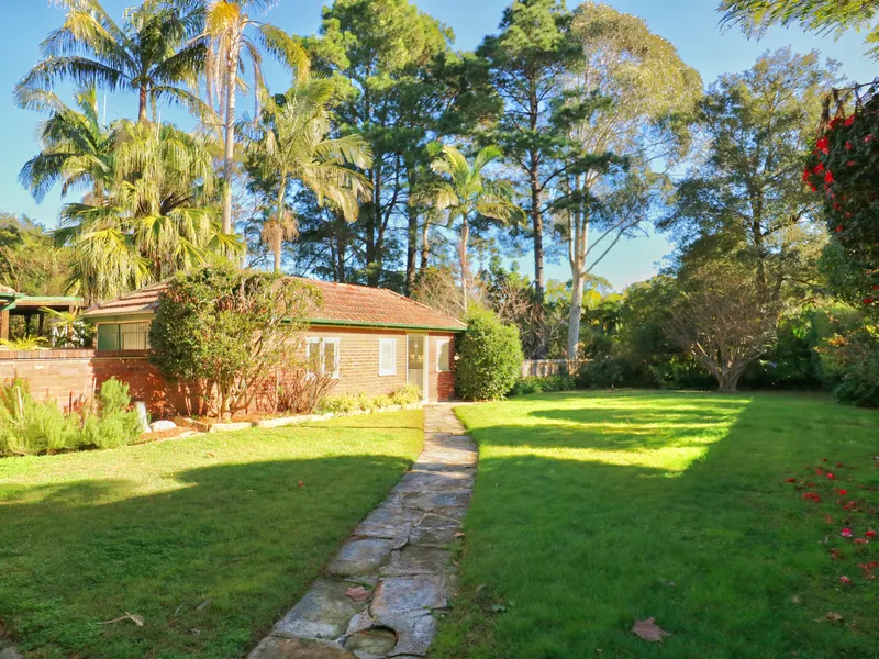 Spacious 4 Bedroom House with Dual Kitchen