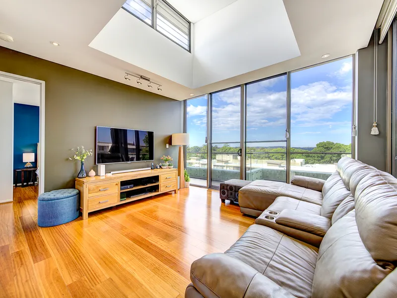 Resort-Style Serenity, Park-Like Grounds and a Luxury Penthouse Lifestyle 