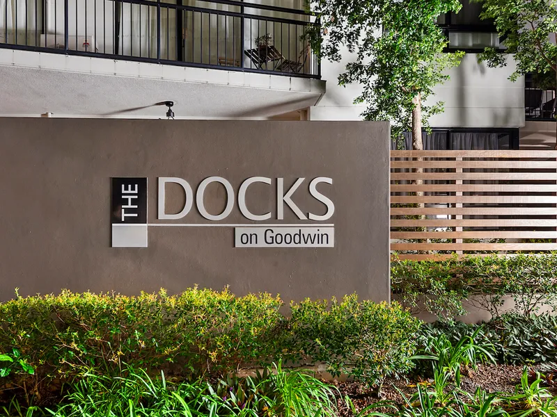 Exceptional Opportunity To Live Or Invest In The Heart Of Kangaroo Point