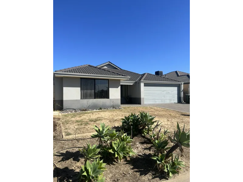 Available NOW - 4 x 2 Family Home