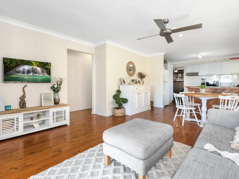 COMFORTABLE AND CONVENIENT LIVING!!