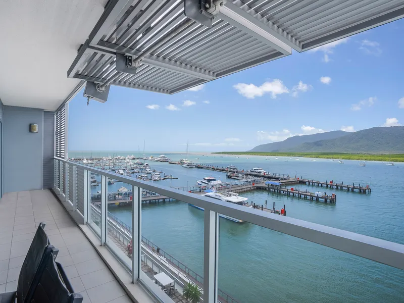 Two Bedroom Waterfront Apartment I Cairns Harbour Lights