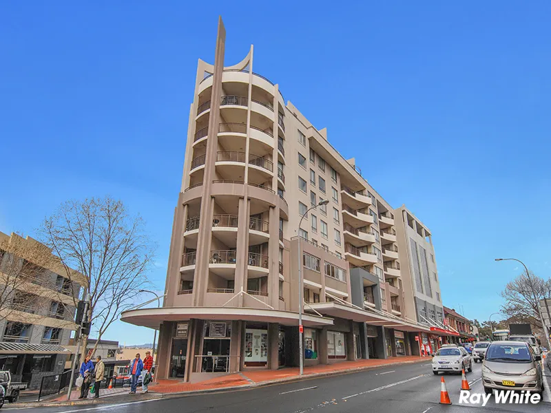 PERFECT LOCATION, CBD 2 BEDROOM UNIT