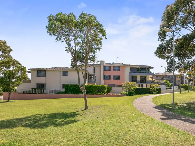 Fully furnished two-bedroom apartment, on the 3rd floor with lift access is located in the resort style complex. 