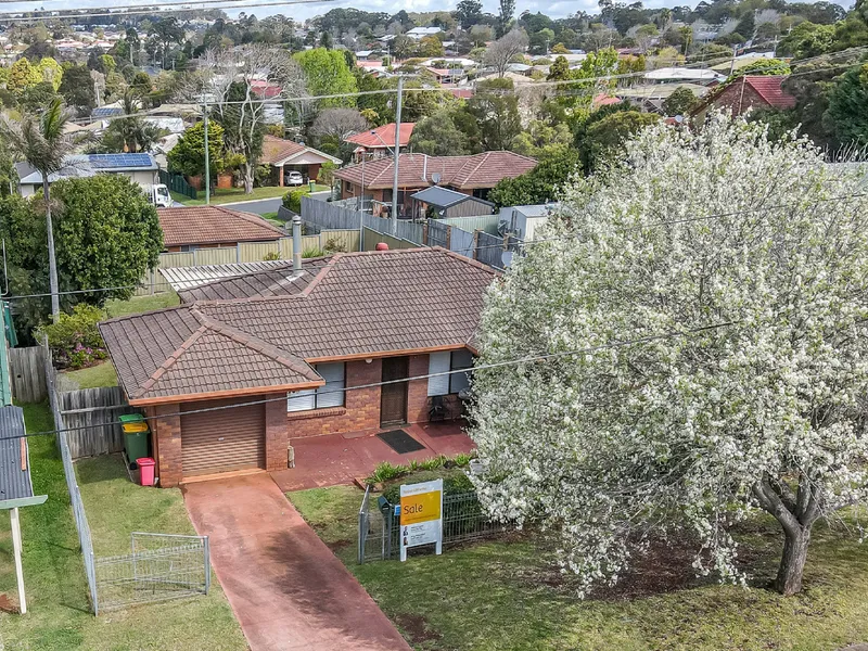 Blue Chip Centenary Heights Brick Investment leased till June 2022 with Upside