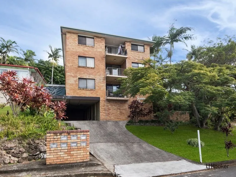 GREAT LOCATION - VIEWS OF TWEED RIVER!