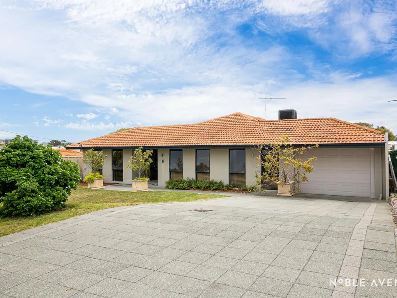 Delightful on Debenham!