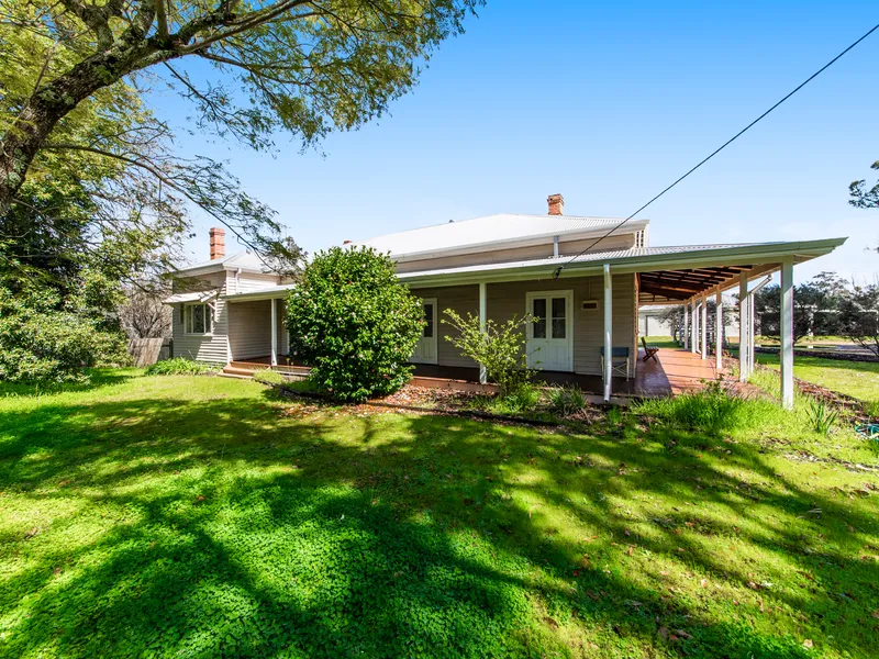 21.57 ACRES IN TOWN WITH 6 BEDROOM HOME