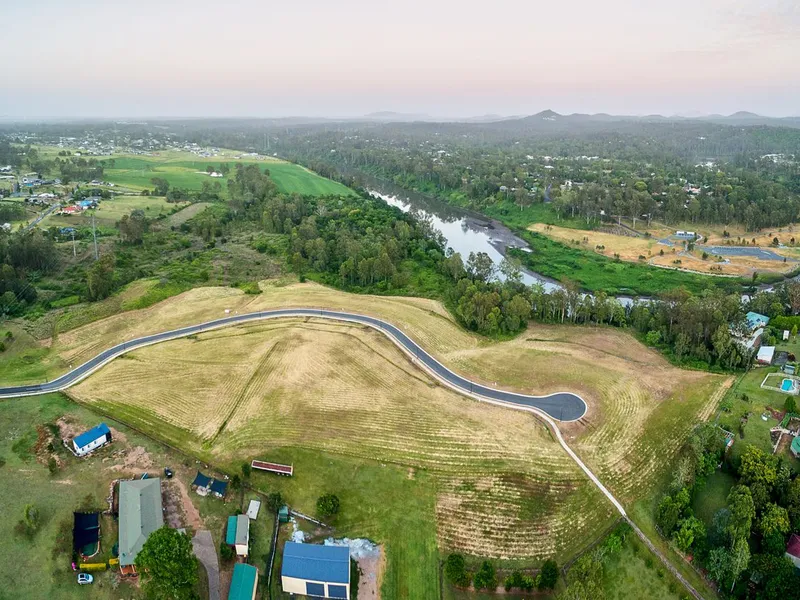 Space to breath - Room to built your dream home