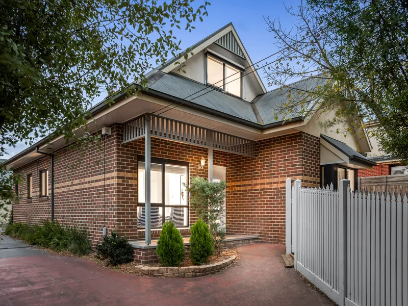 Live it up in this stunning residence