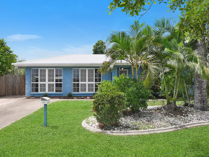 Great family starter with no rear neighbours and all the requirements for everyday living 