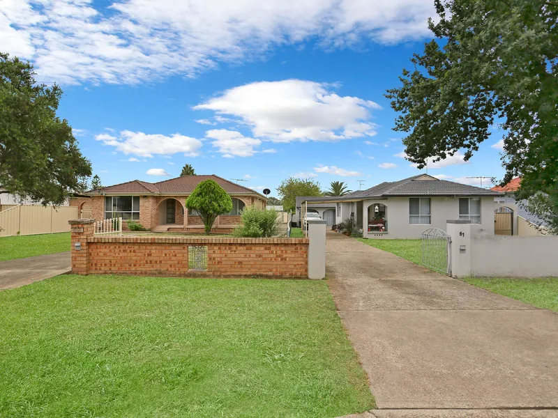 DA APPROVED 16 TOWNHOUSES!