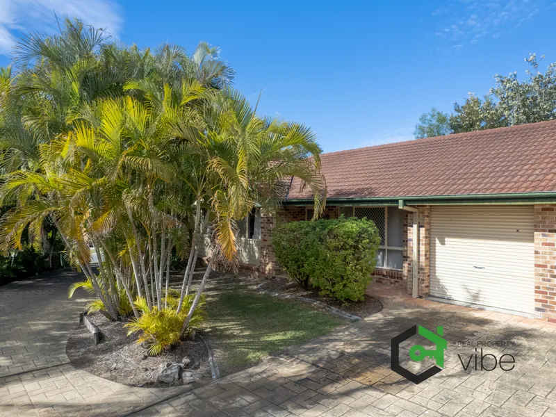 WINDAROO - Beautifully presented low-set unit in a complex of only four