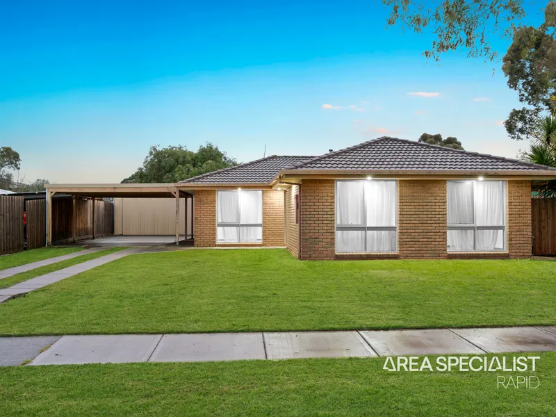 Excellent Location with Fantastic Advantages! Possible Subdivision (STCA) and an Additional Granny Flat Included!!