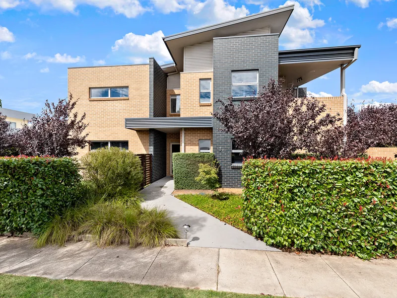Architecturally-designed family home with room to entertain