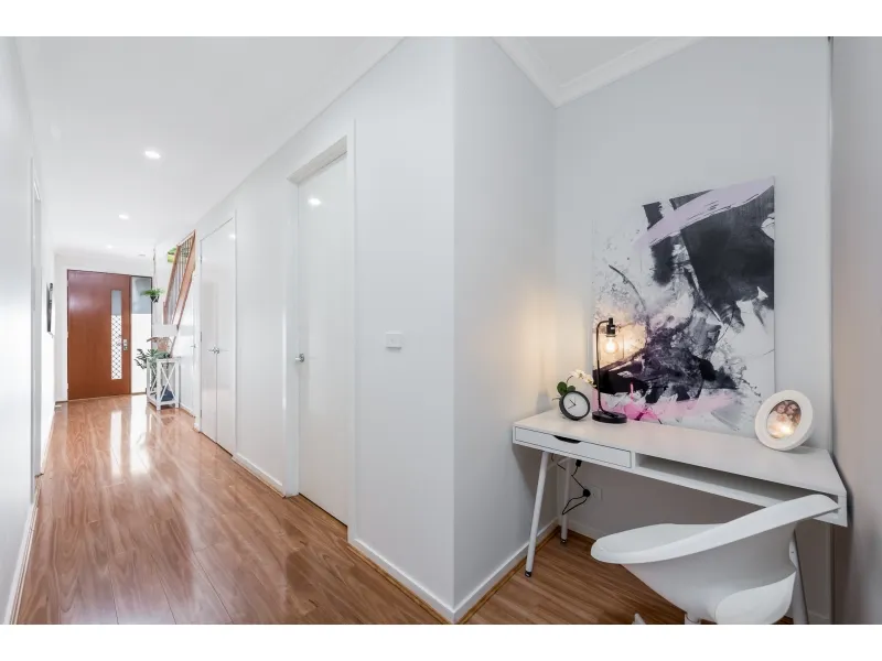 PRICE REDUCTION!!!Inspect now! Quality, modern, beautiful townhouse in great Braybrook location! It won't last long! FHOG buyers look no further! 