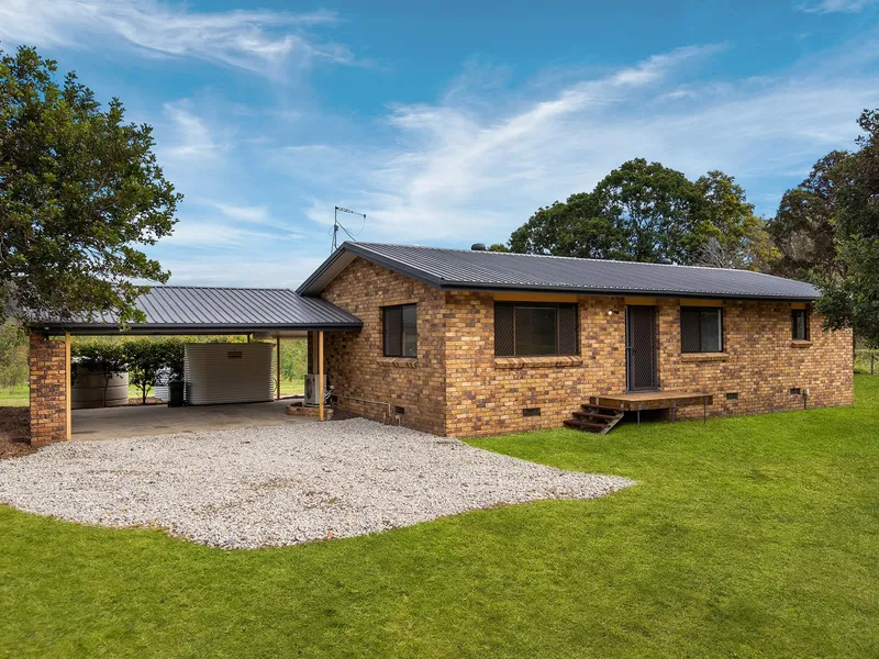 Renovated cottage-style home within 5 minutes of Canungra Town