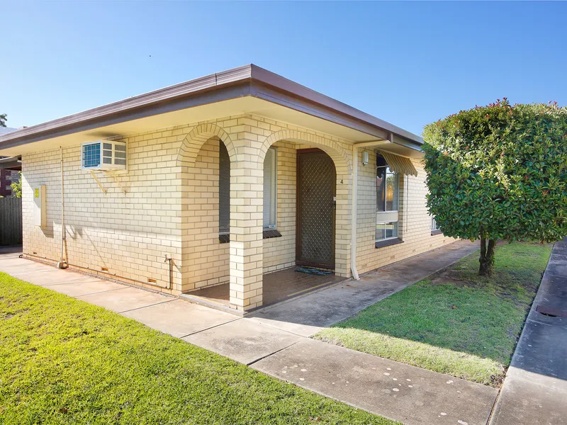 Lovely 2 Bedroom unit in Quiet Group