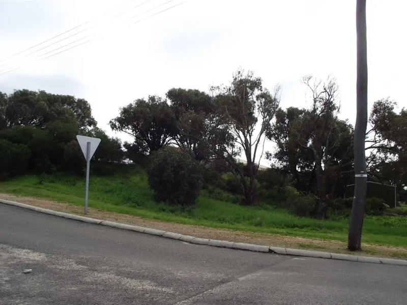 Marina Precinct Development!    -  Bargain of the Century!