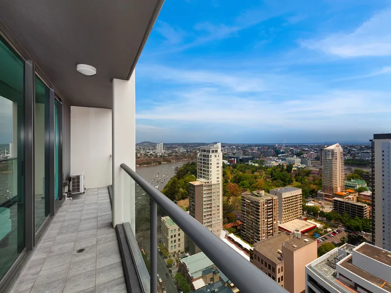 3Ps on High-level: Penthouse-style; Priceless views; Perfection …