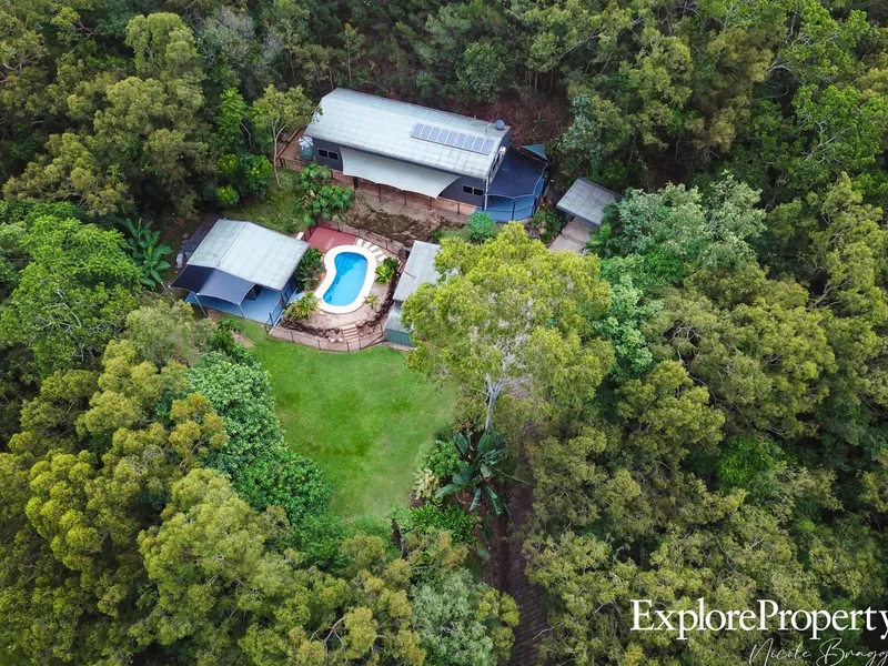 Dual residence • Welcome to your sanctuary in the heart of nature!