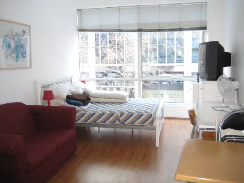 BRIGHT, SPACIOUS & FURNISHED STUDIO!