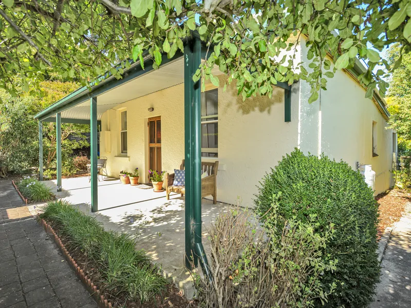 Classic Cira 1880's rendered stone cottage with stunning Piccadilly valley views . *End selling date now Friday 5/3/21 at 5pm