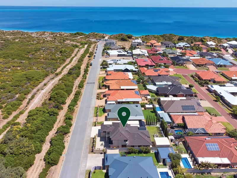 Lux lifestyle in beachside location.