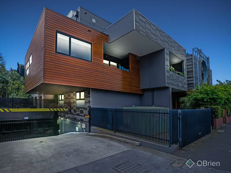 Lifestyle Living In the Heart of Richmond!