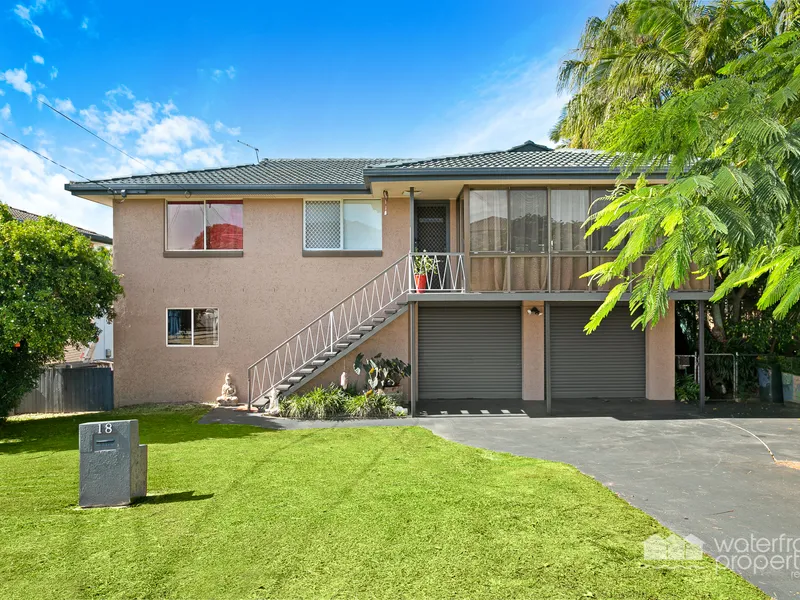 POOL,  MASSIVE DECK AND LARGE BLOCK INCLUDED – YOUR FAMILY HOME WITH THE LOT!