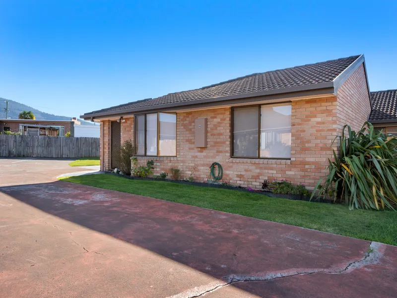 Two bedroom unit close to all services