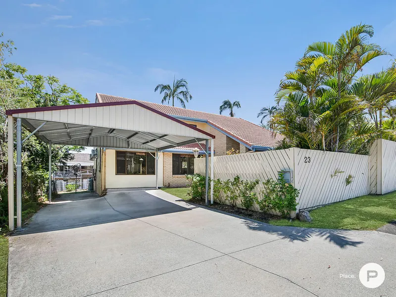 Spacious home in the heart of Sunnybank Hills