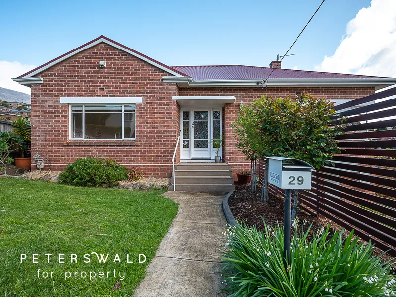 Stylish and spacious living in Lenah Valley