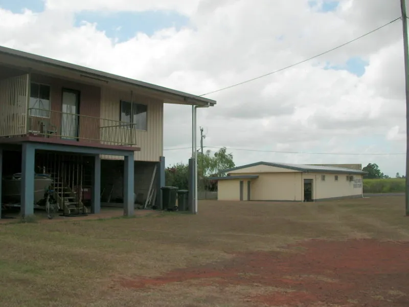 GREAT BUYING AT WANGAN - 2 FLATS AND A SHOP with room to expand  -NOW $230,000